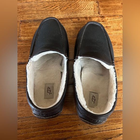 UGG Men's Ascot Loafer Slipper Leather Upper Brown Size 13 EE (Extra Wide) - Picture 4 of 14
